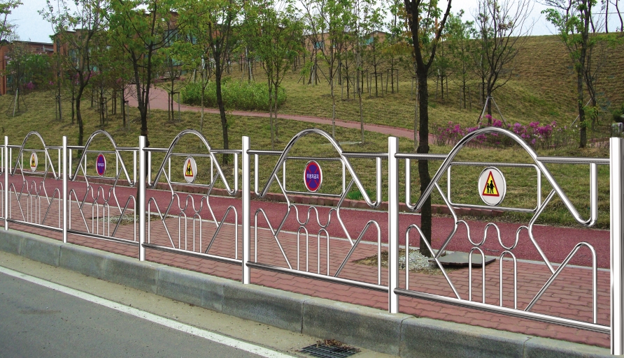 2016_05_03_GIReTLmxZW.jpg
